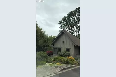 820 SW Collard St, McMinnville, OR 97128 - Photo 1