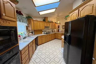 221 Foster Ln, Roseburg, OR 97470 - Photo 17