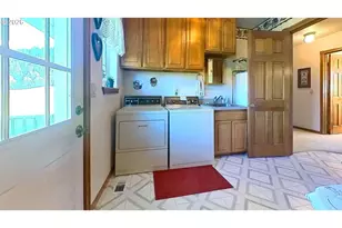 221 Foster Ln, Roseburg, OR 97470 - Photo 29