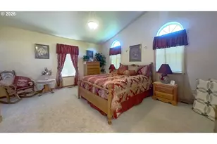 221 Foster Ln, Roseburg, OR 97470 - Photo 21