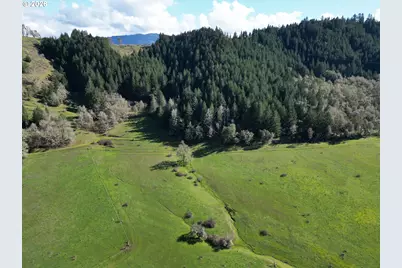 221 Foster Ln, Roseburg, OR 97470 - Photo 37