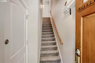 5117 SW Shattuck Rd, Portland, OR 97221 - Photo 3