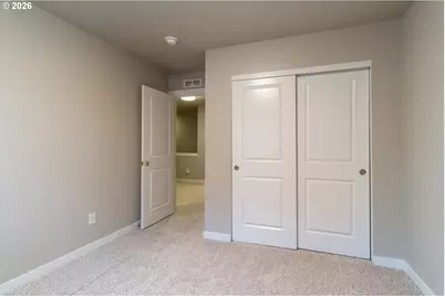 2917 Fruit Valley Rd, Vancouver, WA 98660 - Photo 11