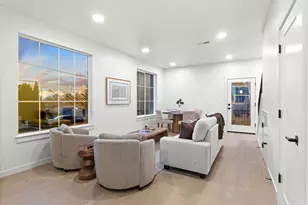 11080 SW 61st Ave, Portland, OR 97219 - Photo 5