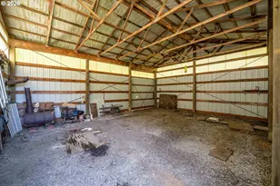 99104 Lone Pine Ln, Myrtle Point, OR 97458 - Photo 5