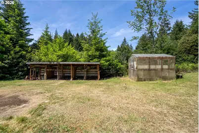 99104 Lone Pine Ln, Myrtle Point, OR 97458 - Photo 3
