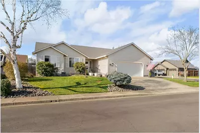 303 Ashwood St, Sutherlin, OR 97479 - Photo 43