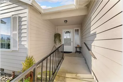 303 Ashwood St, Sutherlin, OR 97479 - Photo 7