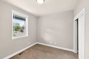 2635 Larkins Ln, Forest Grove, OR 97116 - Photo 5