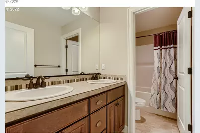 7890 NW Crossvine St, Portland, OR 97229 - Photo 19