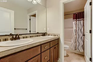 7890 NW Crossvine St, Portland, OR 97229 - Photo 19