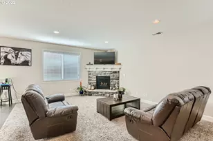 7890 NW Crossvine St, Portland, OR 97229 - Photo 3