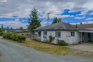 1923 Maple St, Myrtle Point, OR 97458 - Photo 33