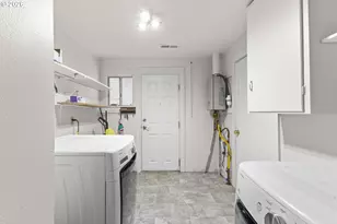 1923 Maple St, Myrtle Point, OR 97458 - Photo 19