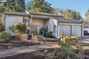 928 Barger St, Silverton, OR 97381 - Photo 1