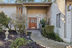 928 Barger St, Silverton, OR 97381 - Photo 3