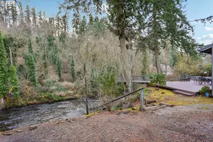 928 Barger St, Silverton, OR 97381 - Photo 35