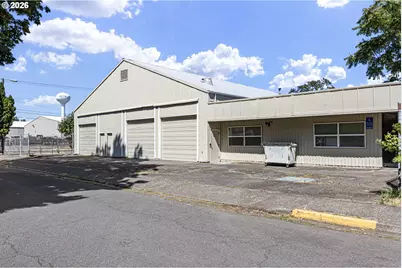940 Greenwood St, Junction City, OR 97448 - Photo 1
