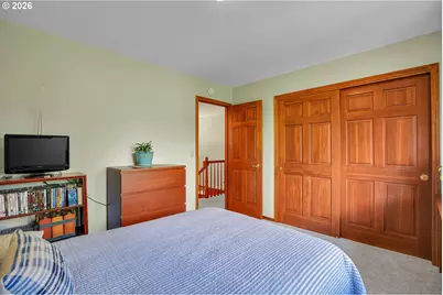 6401 SW Dolph Dr, Portland, OR 97219 - Photo 39