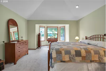 6401 SW Dolph Dr, Portland, OR 97219 - Photo 31
