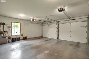 6401 SW Dolph Dr, Portland, OR 97219 - Photo 47