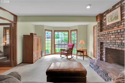 6401 SW Dolph Dr, Portland, OR 97219 - Photo 13