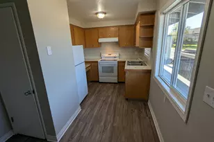 1207 D St, Salem, OR 97301 - Photo 5