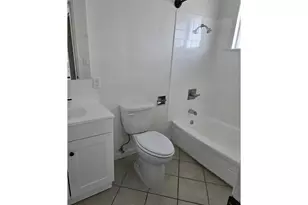 1207 D St, Salem, OR 97301 - Photo 9