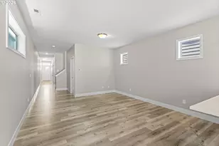 153 E Wayno Wy, Newberg, OR 97132 - Photo 5