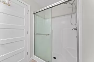 153 E Wayno Wy, Newberg, OR 97132 - Photo 15