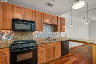 2350 NW Savier St, Portland, OR 97210 - Photo 15