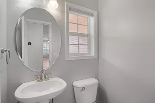 2575 NW 4th St, Gresham, OR 97030 - Photo 5