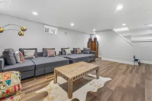 125 W 37th St, Vancouver, WA 98660 - Photo 29