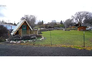 150 School House Dr, Dayville, OR 97825 - Photo 37