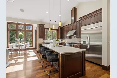 5702 SW Grover Ct, Portland, OR 97221 - Photo 7