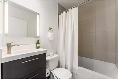 859 SW Broadway Dr #41, Portland, OR 97201 - Photo 11