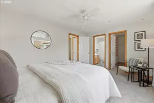 7861 SE Springwater Dr, Portland, OR 97206 - Photo 25