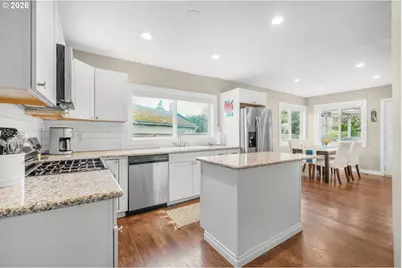 1411 Division St, Oregon City, OR 97045 - Photo 9