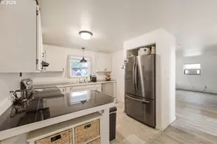 3214 Coraly Ave, Eugene, OR 97402 - Photo 5