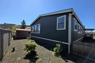 1200 E Central Ave, Sutherlin, OR 97479 - Photo 31