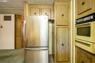 2901 E 2nd St, Newberg, OR 97132 - Photo 17