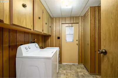 2901 E 2nd St #109, Newberg, OR 97132 - Photo 27