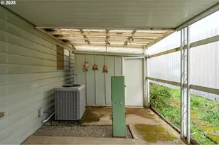 2901 E 2nd St, Newberg, OR 97132 - Photo 29