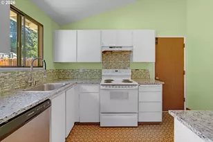 8505 SW Oak St, Portland, OR 97223 - Photo 11