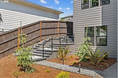 590 W U St, Washougal, WA 98671 - Photo 39