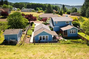 384 Edgeview Dr, Elkton, OR 97436 - Photo 41