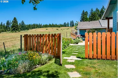 384 Edgeview Dr, Elkton, OR 97436 - Photo 39