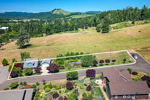 384 Edgeview Dr, Elkton, OR 97436 - Photo 45