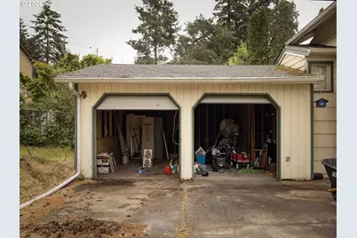 10821 SE Boise St, Portland, OR 97266 - Photo 29