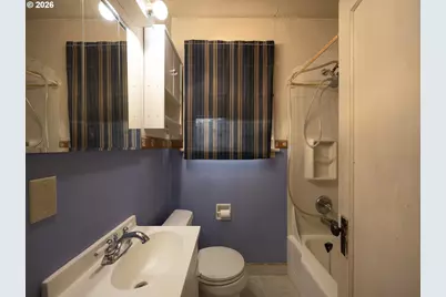 10821 SE Boise St, Portland, OR 97266 - Photo 19